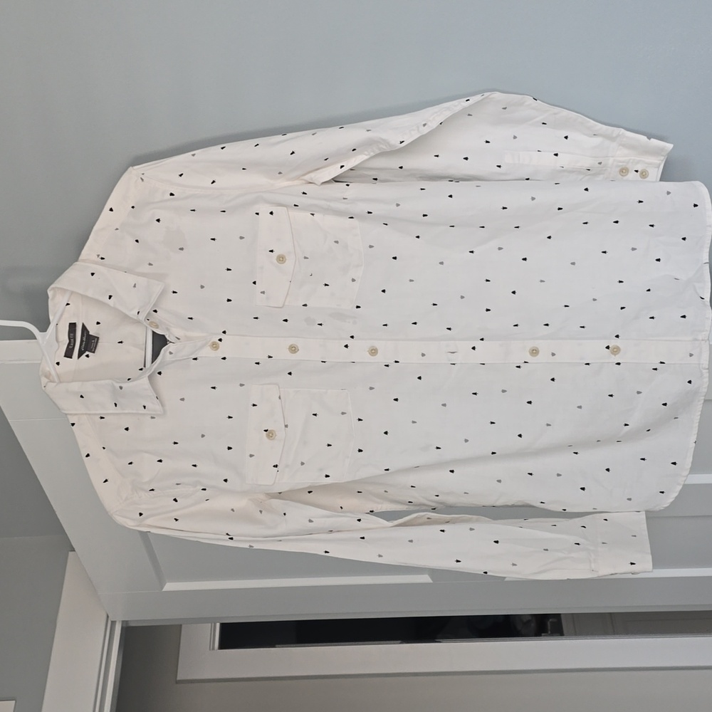 White l/s Shirt with Tree Design